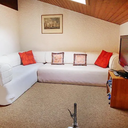 Apartment Les Pins E4 * Ollon